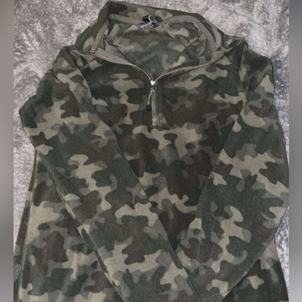 camo eddie Bauer fleece